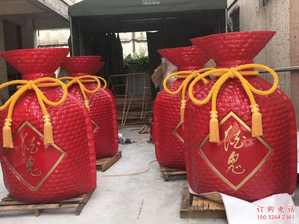 福袋雕塑厂家 彩绘工艺 福袋铜雕塑生产制作