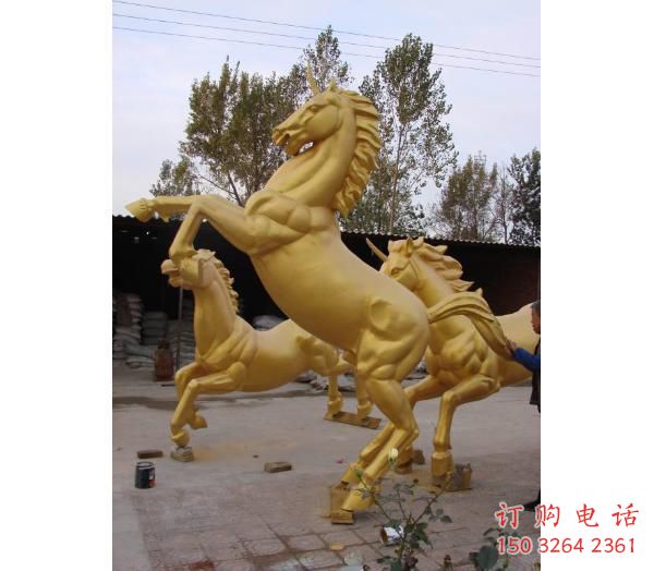 仿古战马铜雕厂家 彩绘动物铜雕 仿古战马铜雕厂家 彩绘动物铜雕