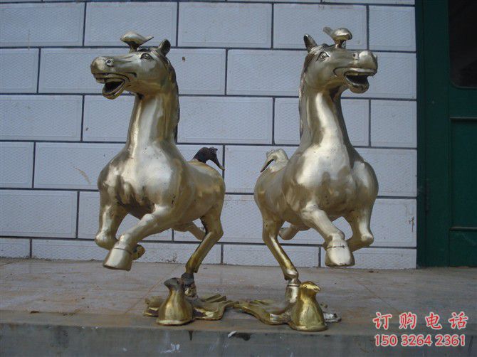 广场铜马铜雕厂家 青铜动物铜雕 广场铜马铜雕厂家 青铜动物铜雕