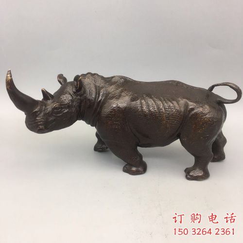 广场犀牛铜雕厂家 青铜动物铜雕