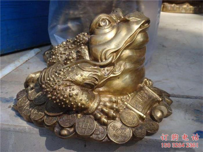 仿古金蟾铜雕厂家 黄铜动物铜雕 仿古金蟾铜雕厂家 黄铜动物铜雕