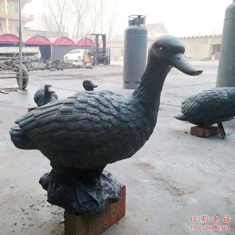 鸭子铜雕厂家 抽象动物铜雕 鸭子铜雕厂家 抽象动物铜雕