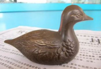 黄铜鸭子铜雕厂家 仿古动物铜雕