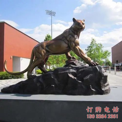 青铜豹子铜雕厂家 公园动物铜雕