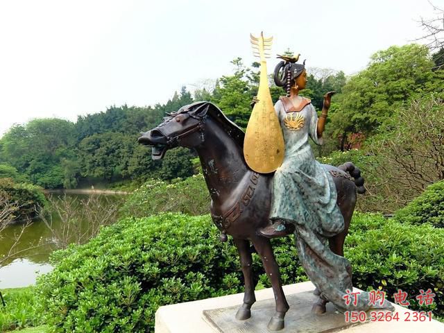 青铜琵琶铜雕厂家 公园工艺品铜雕