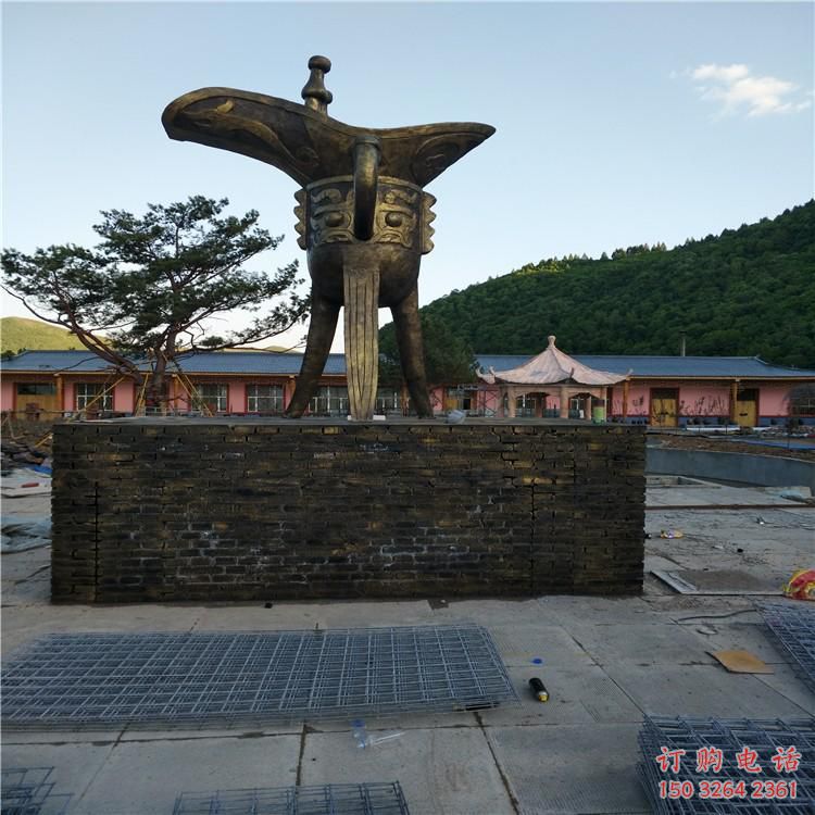 广场高脚杯铜雕厂家 青铜工艺品铜雕 广场高脚杯铜雕厂家 青铜工艺品铜雕