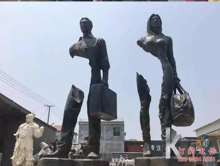 湖南大型旅行者雕塑 门口创意雕塑 售楼处小品 湖南大型旅行者雕塑 门口创意雕塑 售楼处小品