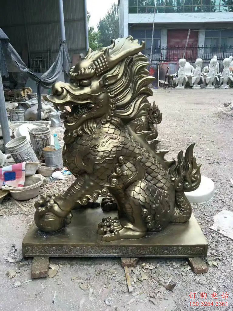 白城庭院麒麟雕塑，镀金欧式雕塑，仿古形式