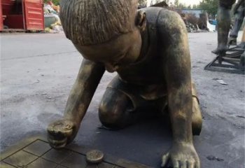 铸铜下棋雕塑厂家，童趣主题，抽象民俗雕塑摆件小品
