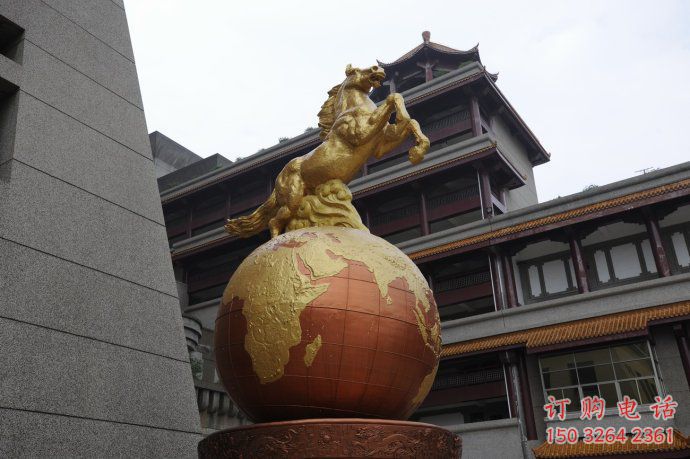 承接店门口马踏飞燕雕塑 创意景观雕塑 仿真摆件 承接店门口马踏飞燕雕塑 创意景观雕塑 仿真摆件