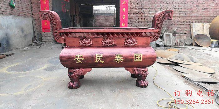 刻花铜焚经炉雕塑 刻花铜焚经炉雕塑